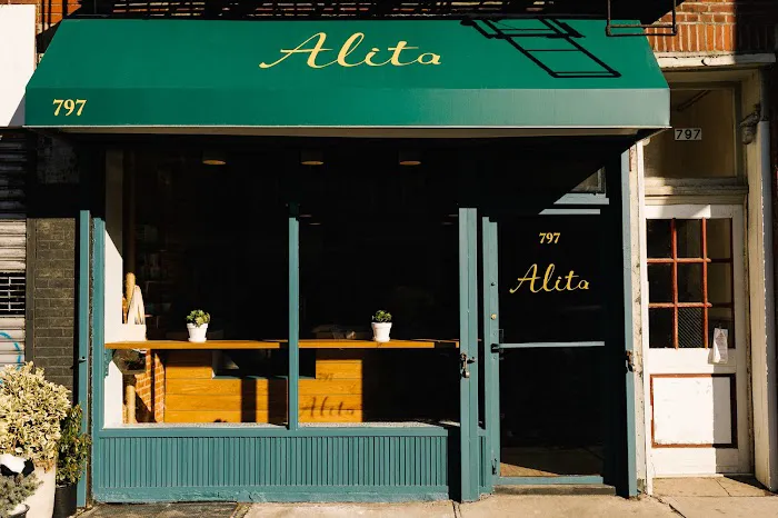 Alita Cafe Picture 1