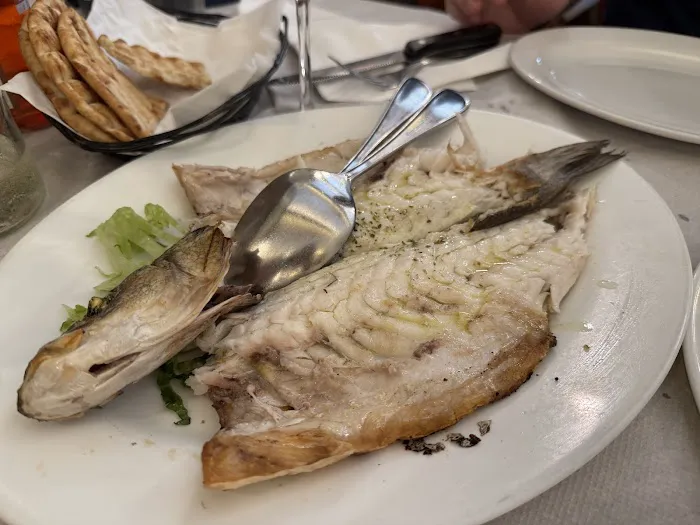 Loukoumi Taverna Picture 6