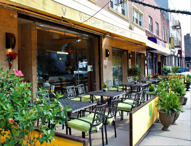Victory Sweet Shop/Victory Garden Cafe Picture 10
