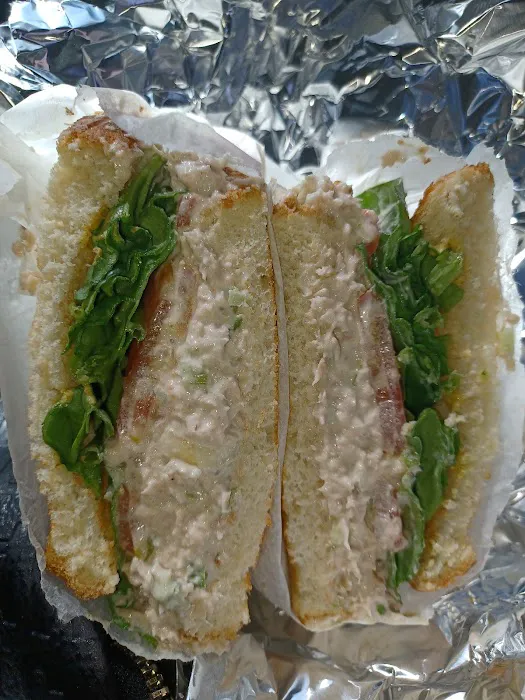 Grand Freedom Market Deli & Grill Picture 7