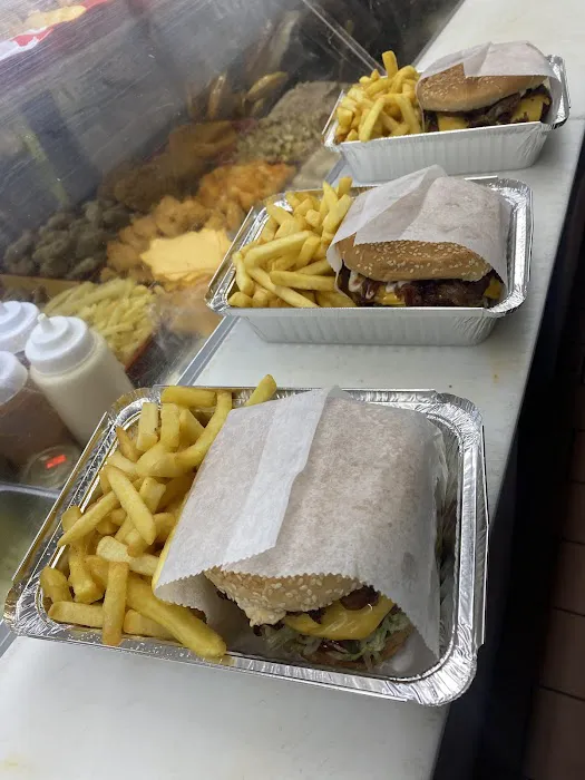 T&A Gourmet Deli Picture 7