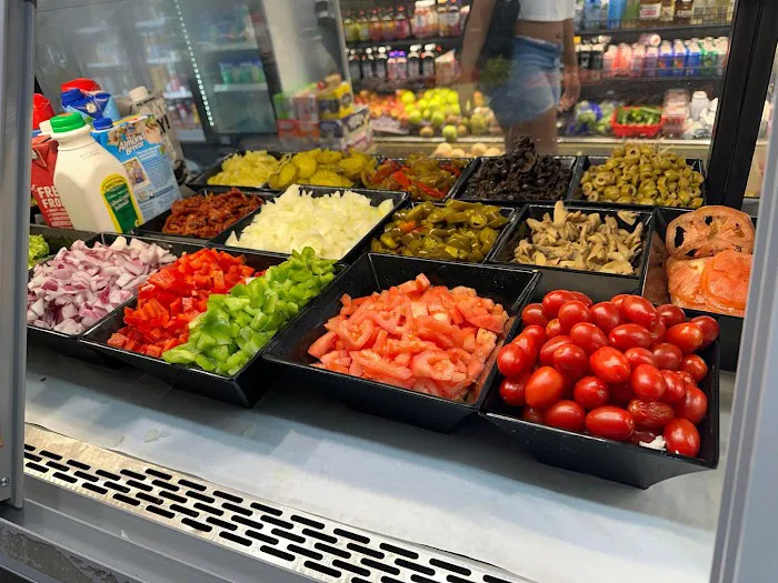 Diamond Express Deli Market Picture 3