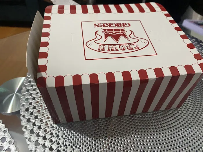 Crown - Chicken & Burger Picture 6