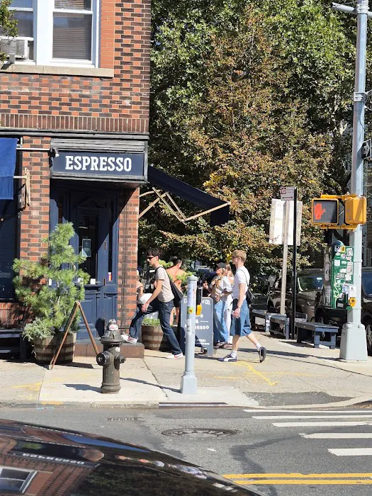 Campbell and Co - Williamsburg Picture 3