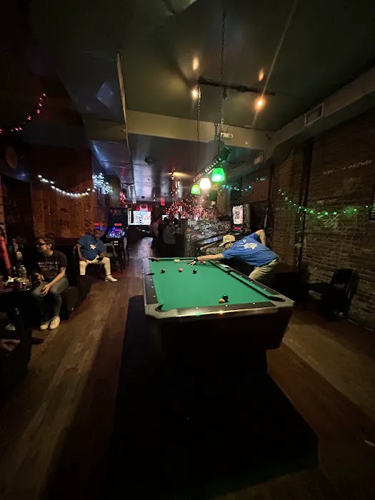 Ontario Bar Picture 9