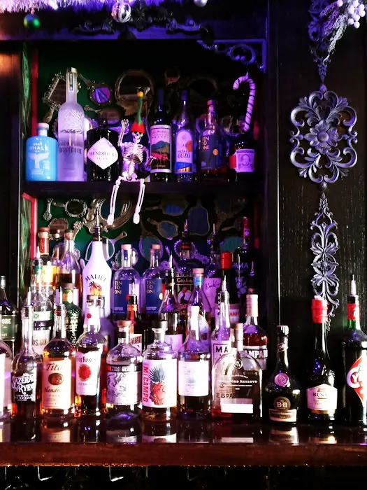 Medusa Bar Bk Picture 9