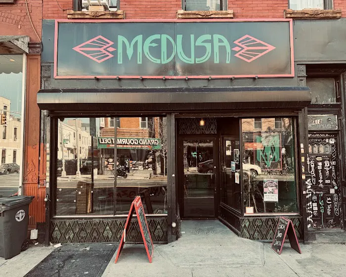 Medusa Bar Bk Picture 6