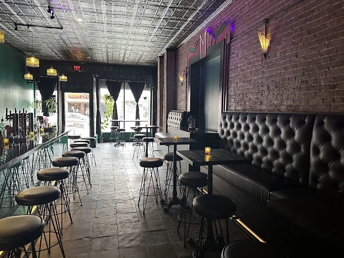 Medusa Bar Bk Picture 10