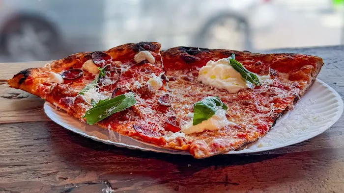 L'Industrie Pizzeria Picture 1