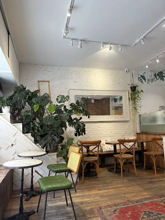 Canary Cafe Picture 1
