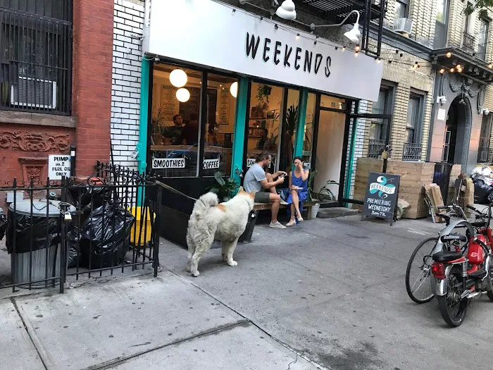 Weekends Cafe Picture 6