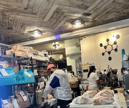 Weekends Cafe