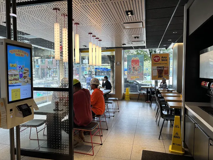 McDonald's Picture 2