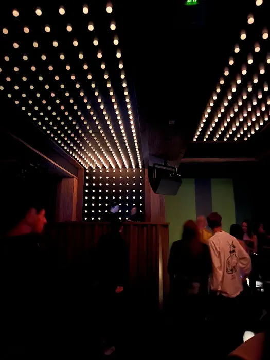 Jolene Sound Room Picture 7