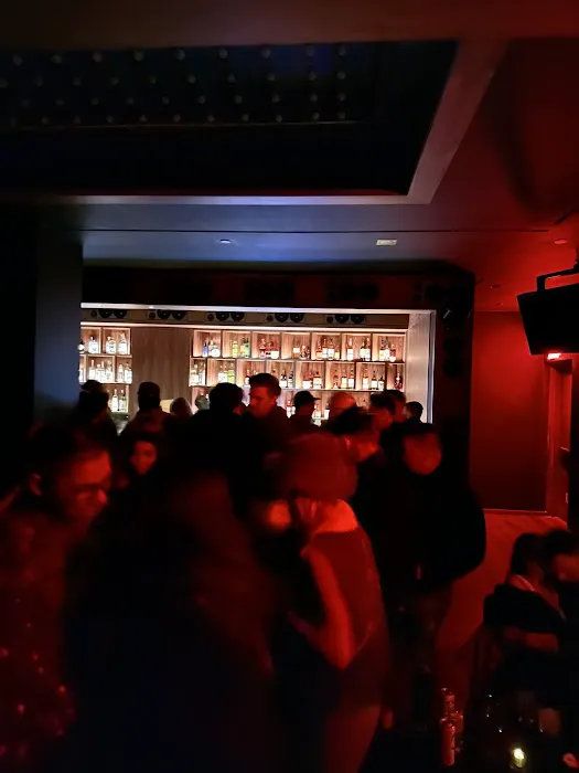 Jolene Sound Room Picture 2