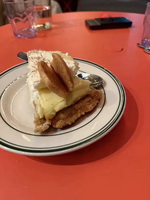 Pies 'n' Thighs Picture 1