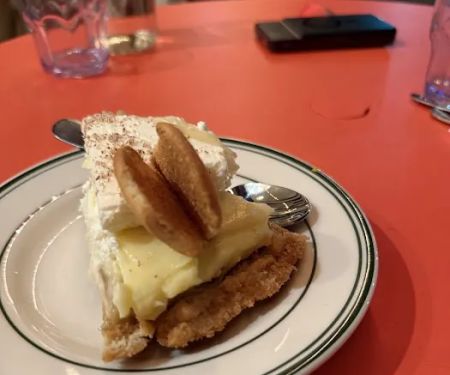 Pies 'n' Thighs