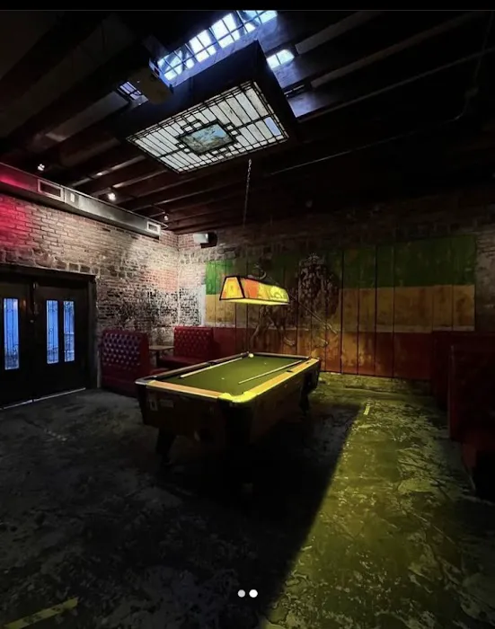 East River Bar Picture 3