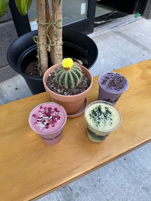 Nio's Shake Picture 2
