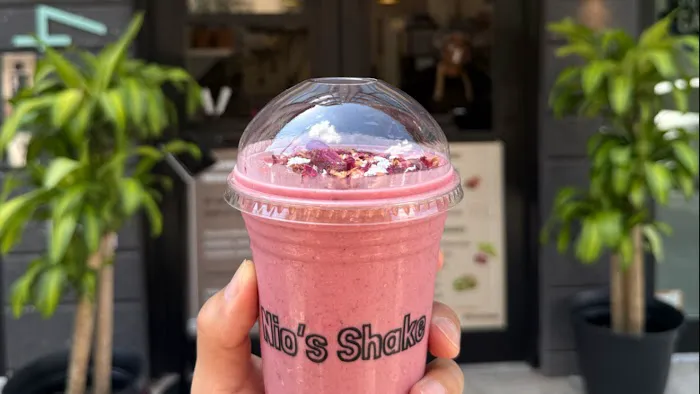 Nio's Shake Picture 6