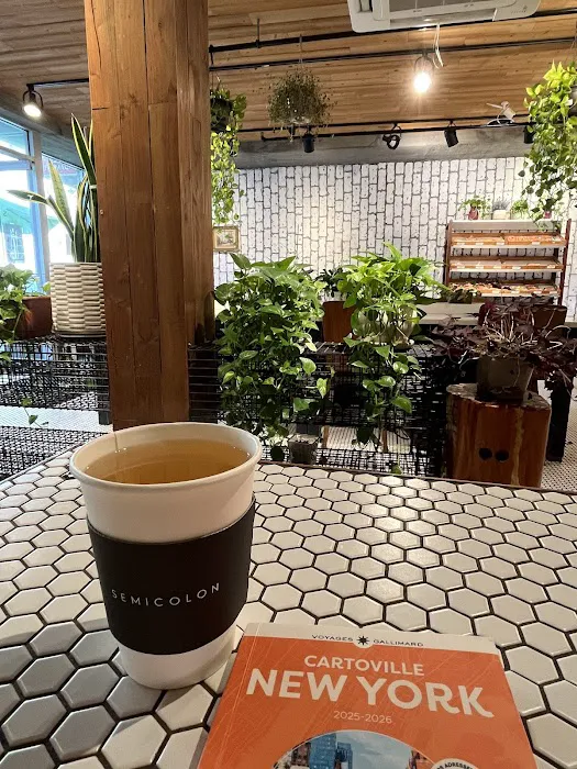 semicolon cafe Picture 10