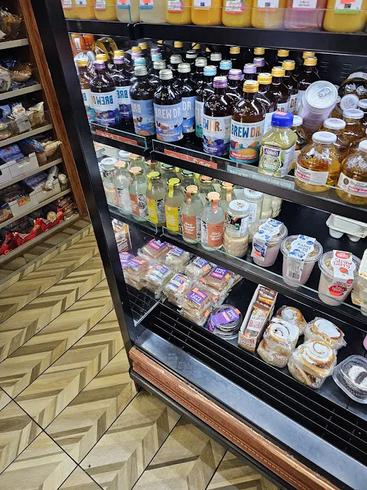 Silver Moon Deli Picture 7
