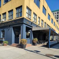 Hilltop Park Alehouse ico