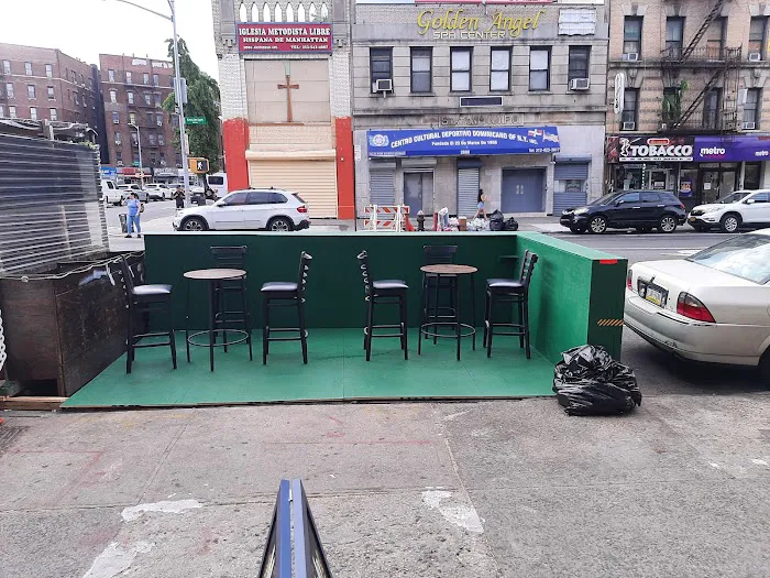 One Love Tavern Picture 6