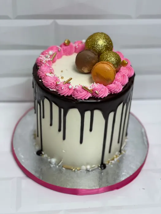 Frenchy's Cake Designs LLC Picture 6