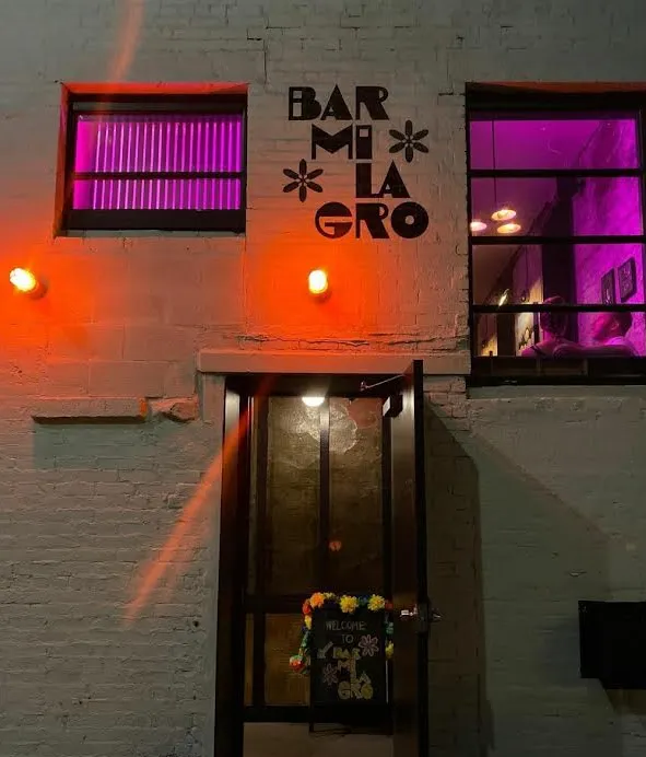 Bar Milagro Picture 10