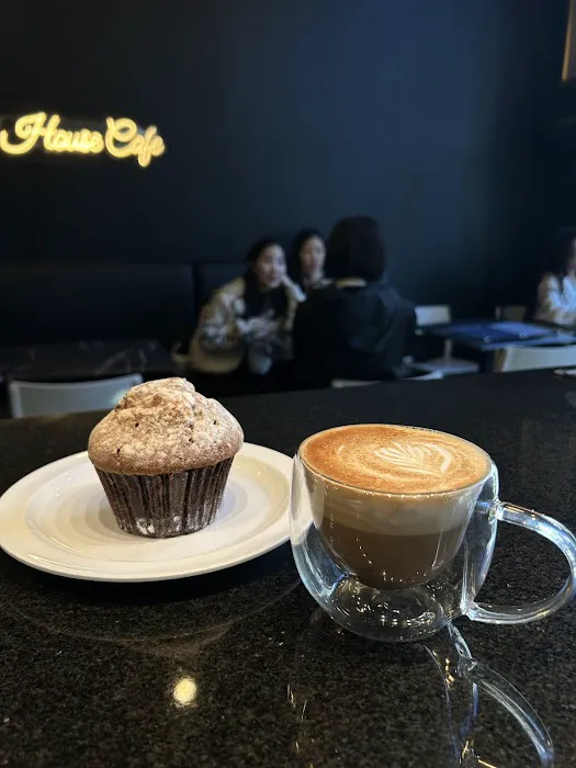 Social House Cafe & Coffee Picture 6