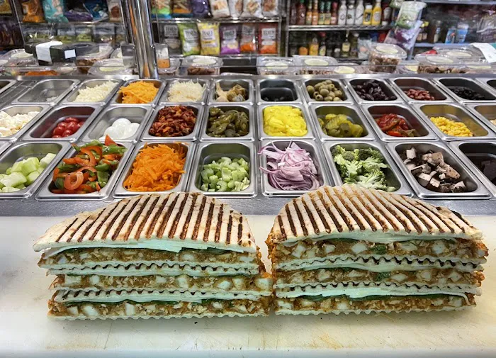 Awesome Deli Picture 4