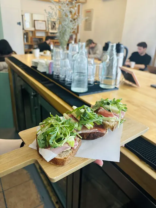 Nyla Cafe Picture 3
