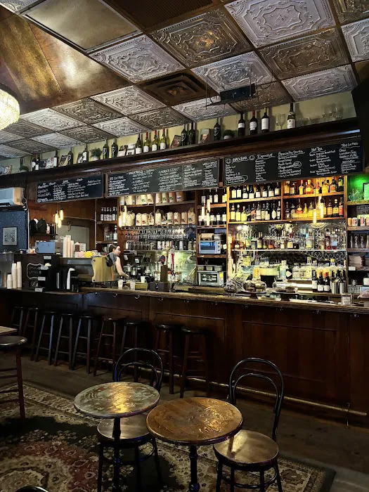 Fiction Bar/Cafe Picture 10