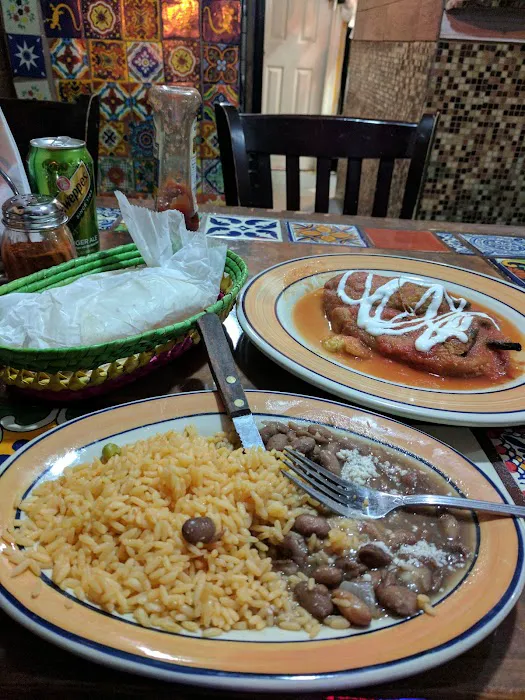 Taco Santana Picture 9