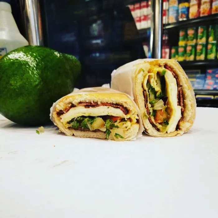 La Bamba Deli Grocery Picture 2