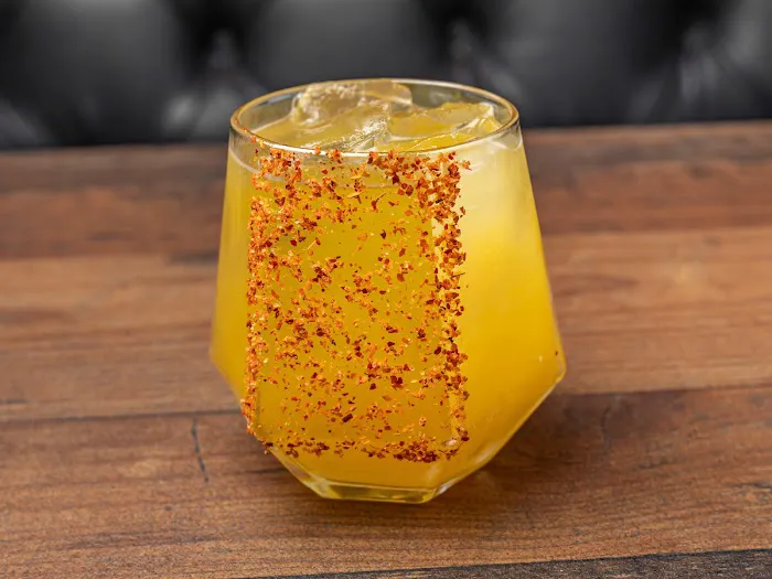 EMA Restaurant Bar Picture 4