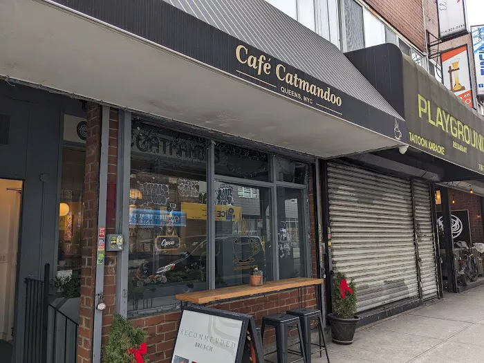 Cafe Catmandoo Picture 3
