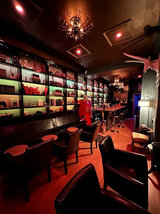 Upstairs Cocktail Bar Picture 5