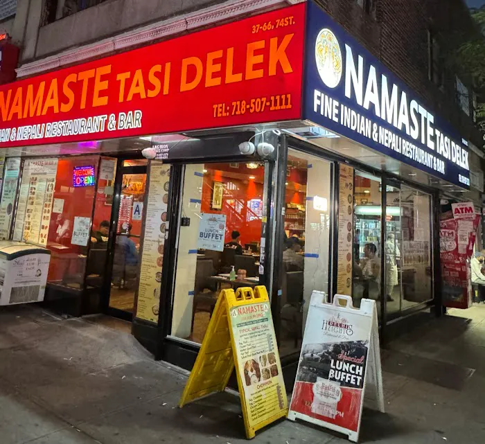 Namaste Tasi Delek Restaurant & Bar Picture 4