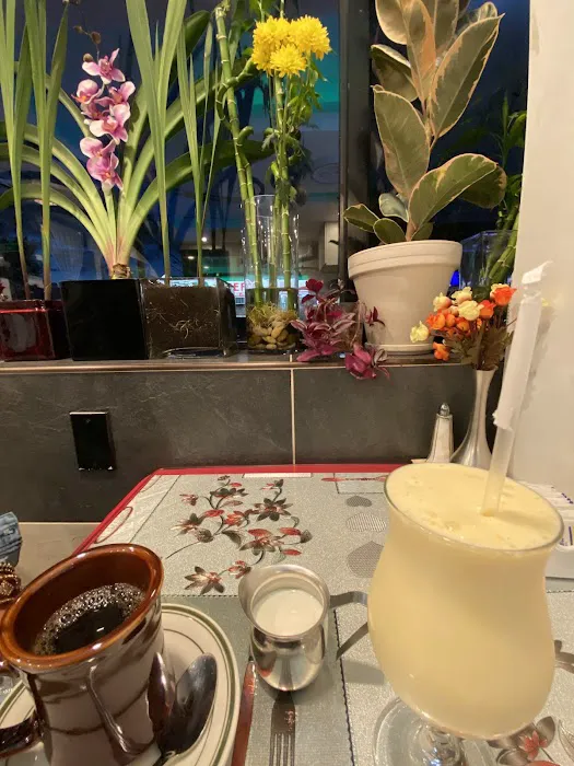 69 Coffee Shop Picture 7