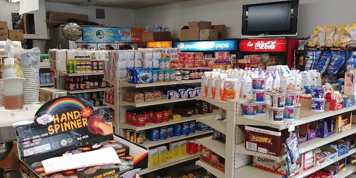 SB Deli & Convenience Picture 1