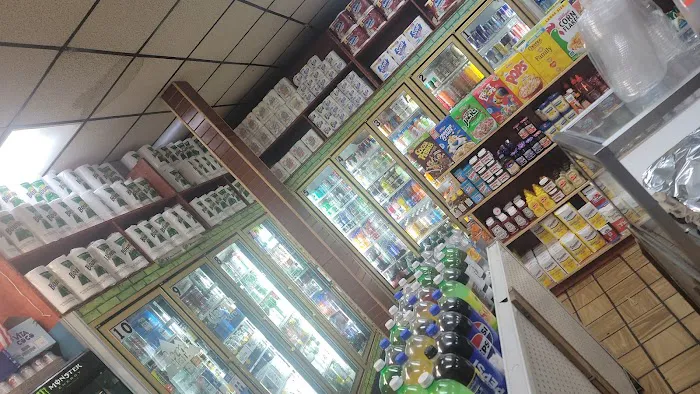 Steinway Deli Picture 5