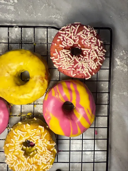 Maki's Donuts Picture 8