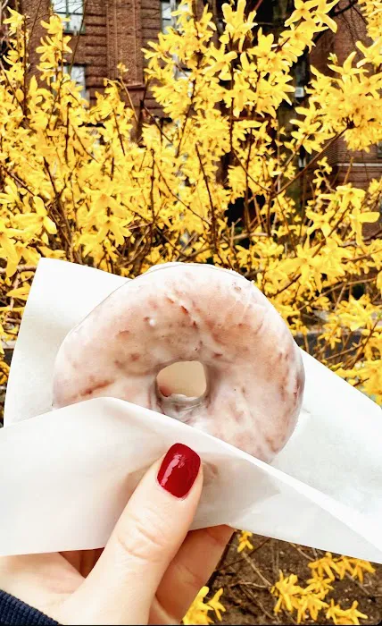 Maki's Donuts Picture 2
