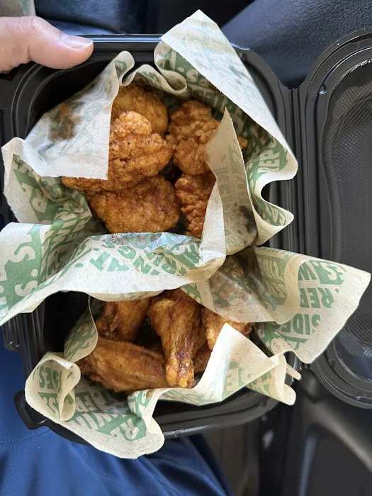 Wingstop Picture 4