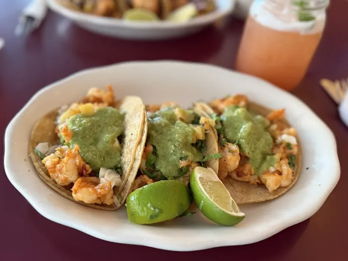 Laly's Restaurant & Agaveria Picture 4