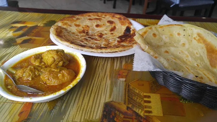 Khaamar Baari Picture 4