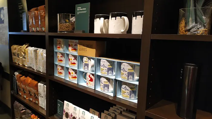 Starbucks Picture 6