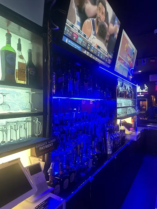 75 Blue Bar Corp Picture 10